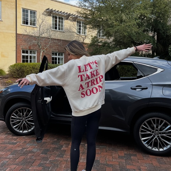 Yellow the Label sweatshirt - Picture 2 of 8